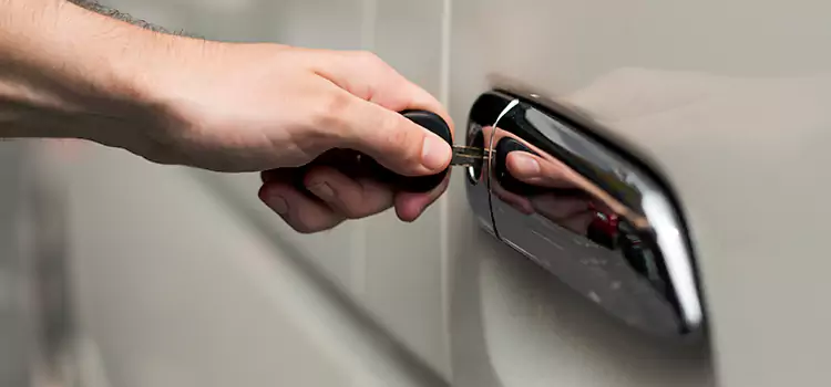 Why Choose Our Auto Locksmith Team in Centereach, NY?